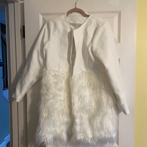 White Coat - Picture 5 of 6